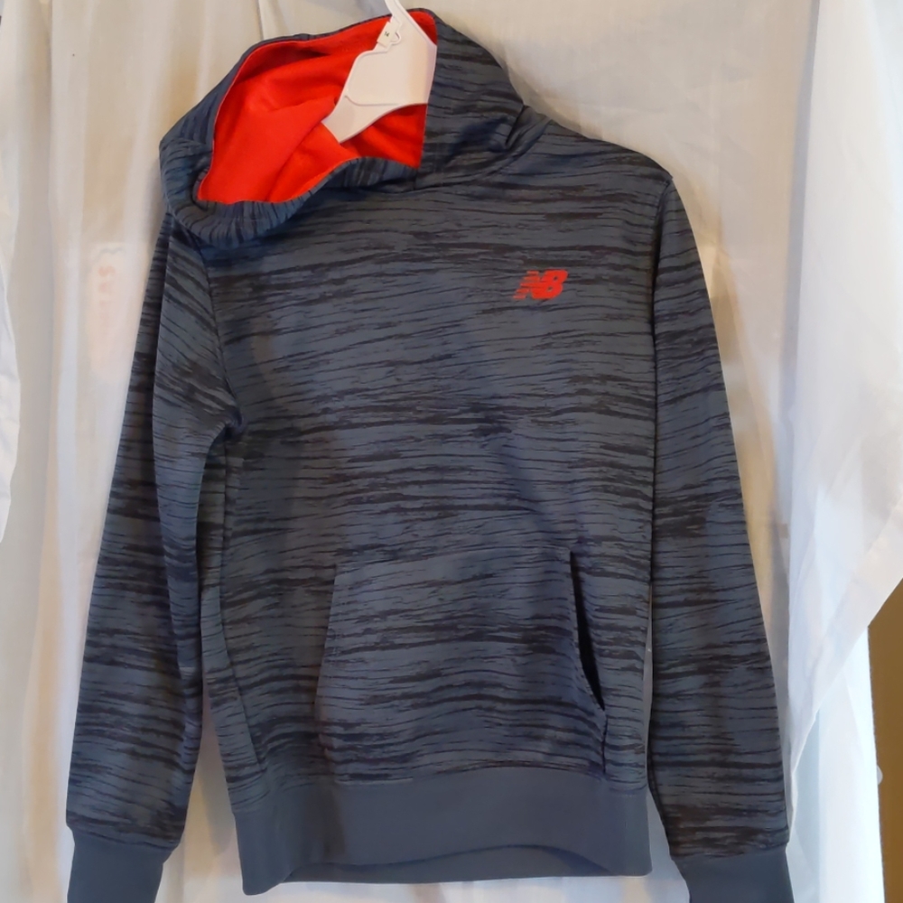 New Balance Hoody Size M 10-12